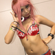 Illustration for article titled Bishoujo Booth Babes. More Cosplayers. Some Dudes.